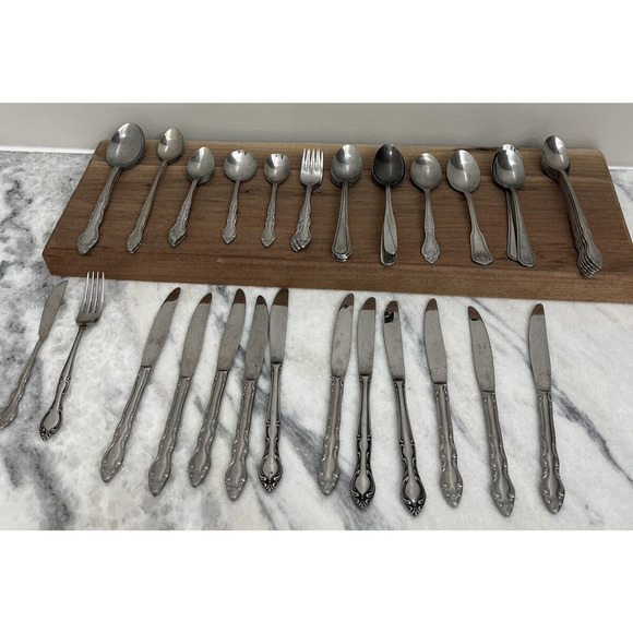Assorted Brand Stainless Steel Silverware Carlyle Northland International 43 Pc - Picture 1 of 8